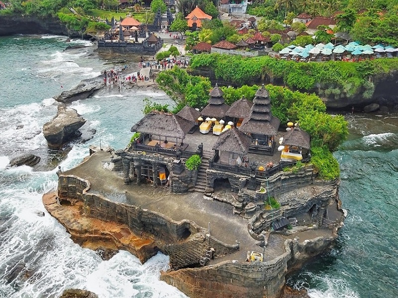 Tanah Lot Temple